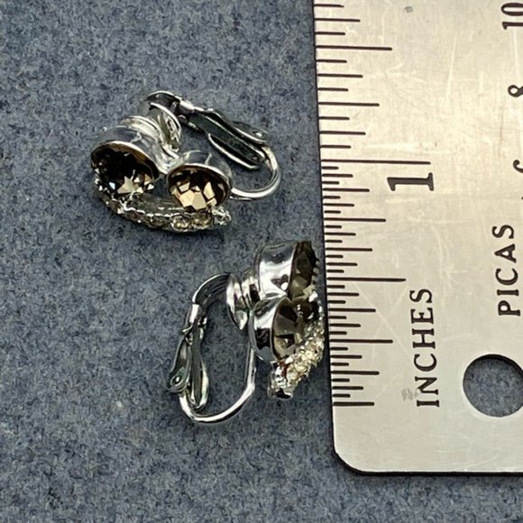 Clip On Earrings Gray Rhinestone Silver Double Swirl Vintage Retro Glam Bling - Picture 4 of 4